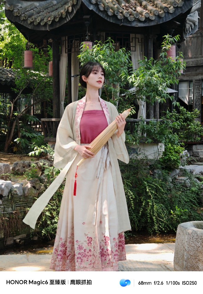 京城怪物 封面